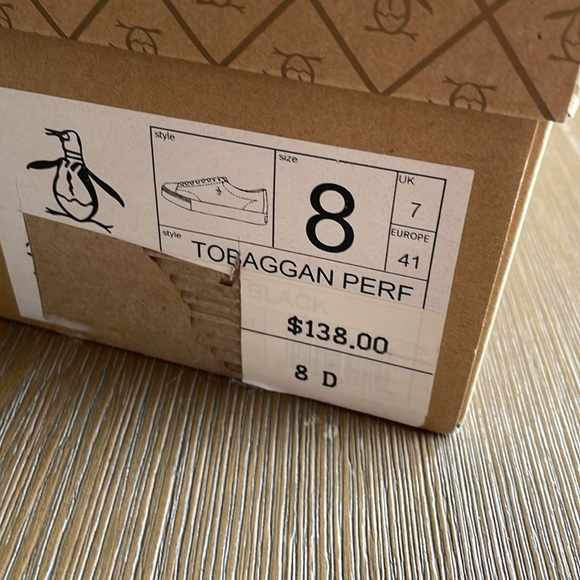 BNWT Men’s size 8 Penguin Tobaggan Perf sneakers - Picture 11 of 11